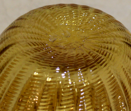 Amber glass rose bowl