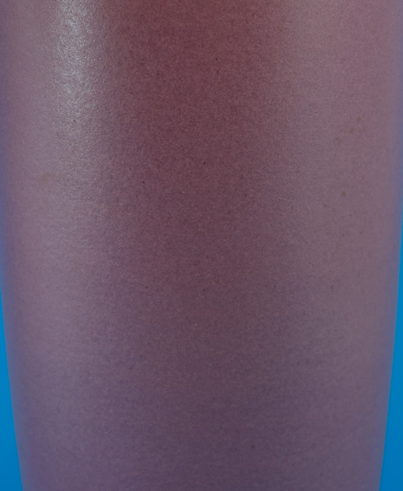 Gramann Töpferei Römhild Vase with Dark Rose Glaze, detail photo