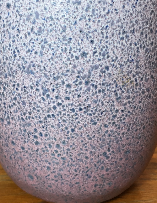 Gramann Töpferei Römhild Vase with Mauve to Purple Volcanic Glaze, detail photo