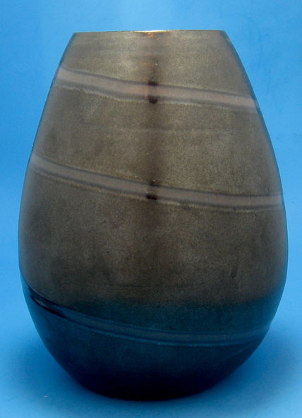 Gramann Töpferei Römhild Vase with Purple Bands