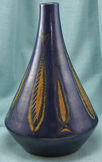 Luise Duncker vase, view one